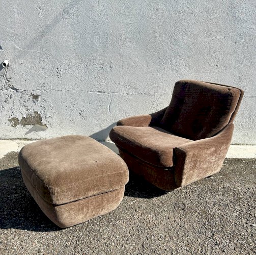fauteuil et ottoman  Michel Cadestin pour Airborne