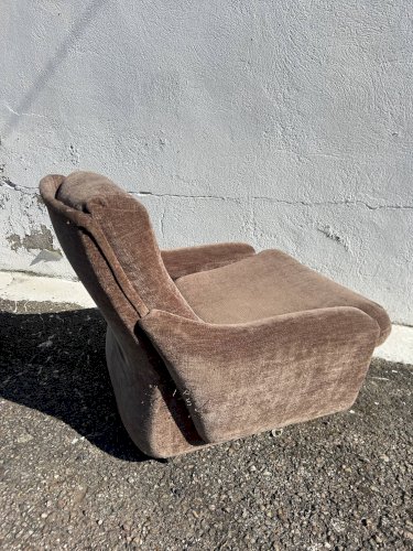 fauteuil et ottoman  Michel Cadestin pour Airborne