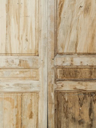 Félix, la grande porte en bois N°6