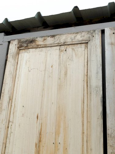 Félix, la grande porte en bois N°6