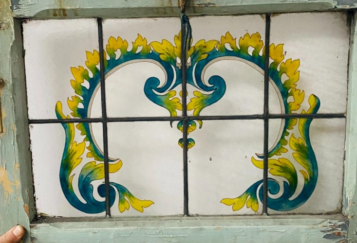 Fenetre et son imposte en sapin et verre peint Art Déco XX siècle