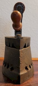 Number 8 cast iron charcoal iron - CORSICA 19TH CENTURY