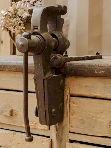 Fernand, le meuble de métier en bois N°149