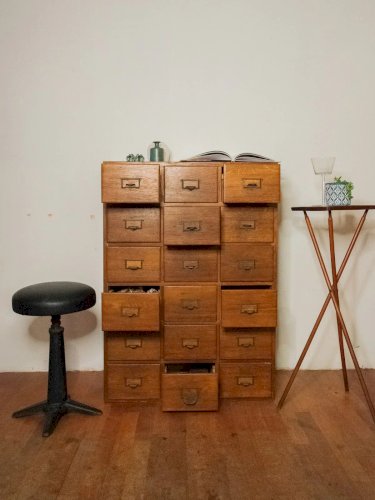 Fernand, le meuble de métier en bois N°169