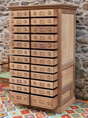 Fernand, le meuble de métier en bois N°186