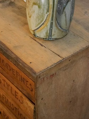 Fernand, le meuble de métier en bois N°234