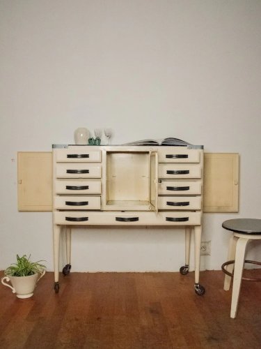 Fernand, le meuble de métier en métal N°172