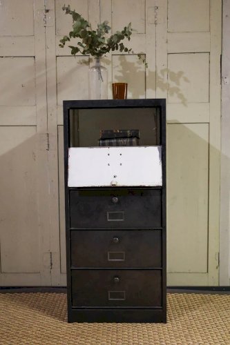 Fernand, le meuble de métier en métal N°188