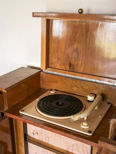 Fernand, le meuble platine vinyle N°37