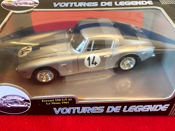 Ferrari 250 GT 61 Le Mans (1961) 1/18 Universal Hobbies