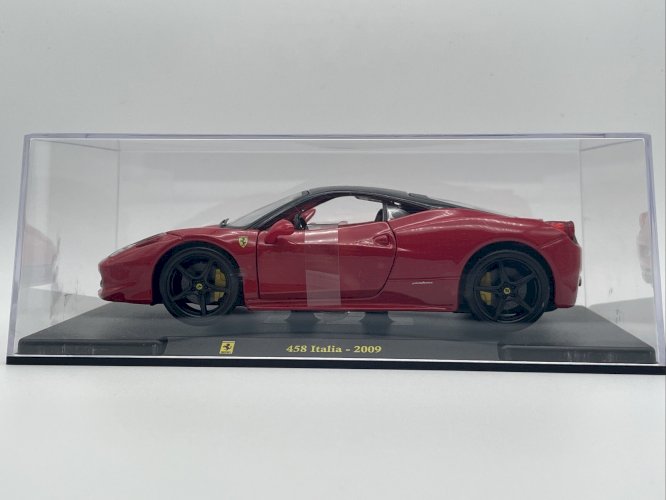 Ferrari 458 Italia (2009) 1/24 Burago