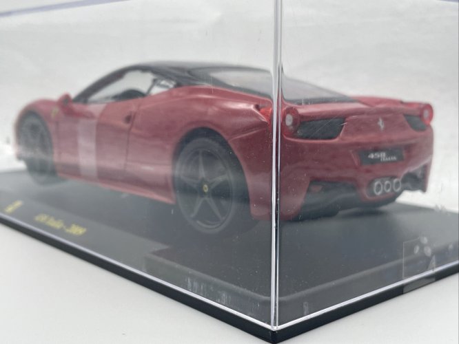 Ferrari 458 Italia (2009) 1/24 Burago