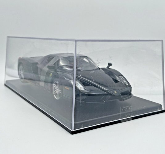 Ferrari Enzo (2006) 1/24 N°4