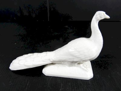 Porcelain figure from Paris 19th century, white Chinese peacock, numbered.