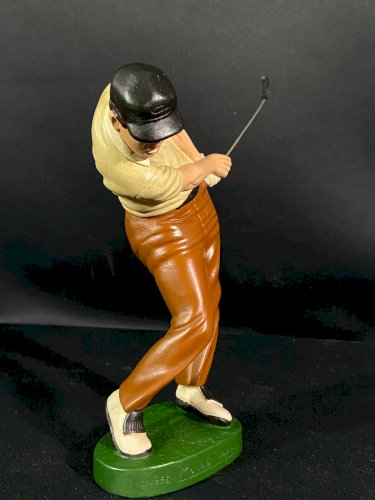 Figurine au golfeur plâtre polychrome Jacky Samson Editions Optimum Paris 1996