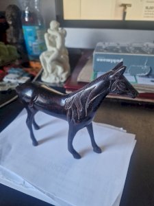 Collectible Horse Figurine in Bronze or other - 17 x 15