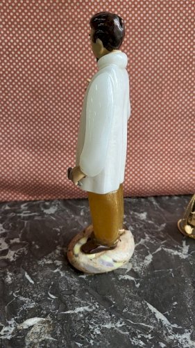 FIGURINE EN PETE DE VERRE DE BOHEME DENTISTE TRANSEXIM