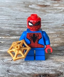 Lego figurine and accessory