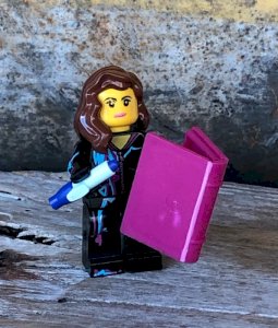 Lego figurine and accessories