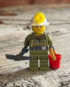 Lego figure and accessories