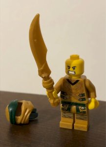 Lego figurine