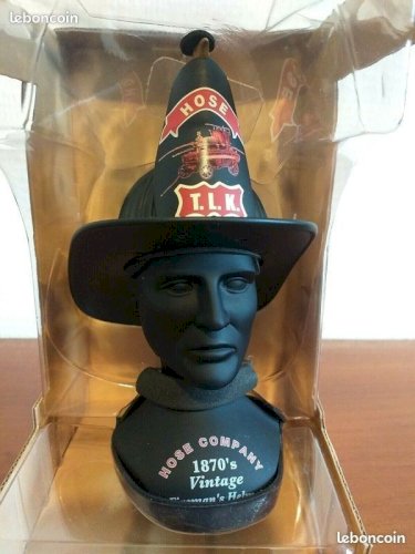 Figurine métal pompier 1870'S fire fighting helmet hose . co