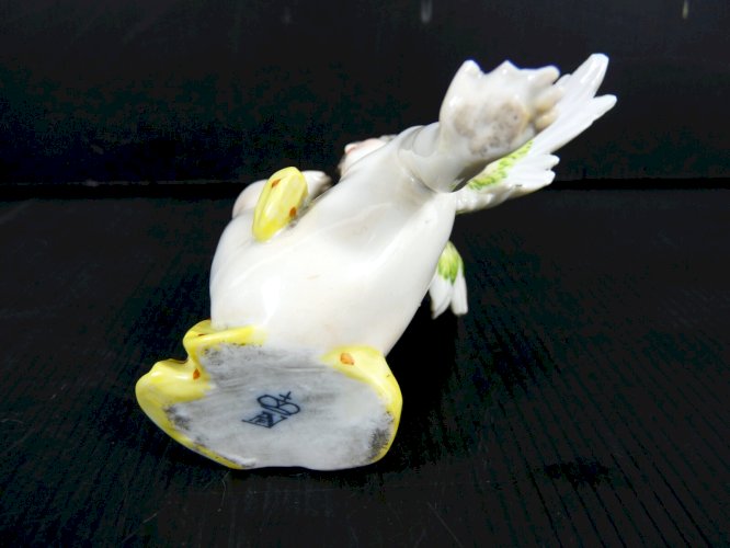 Figurine Porcelaine Allemande AMOUR CHANTEUR Signée Volkstedt Karl Ens cca 1898