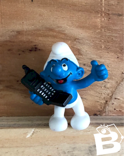 Figurine Schtroumpfs au téléphone