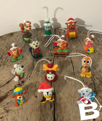 Figurines Kinder sur le thème de Noël
