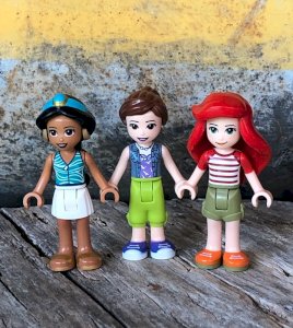 Lego Friends figurines