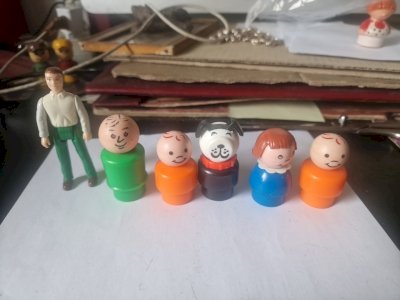 FISHER PRICE set of figurines