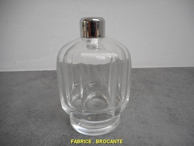 FLACON A PARFUM BACCARAT CRISTAL BOUT CHROME