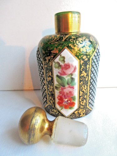 Flacon à parfum XIXème, cristal vert à 6 cabochons sur fond de dorures, signé XX