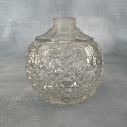 Flacon bouteille boule cristal DLG Diamants Pierreries de Baccarat non signé