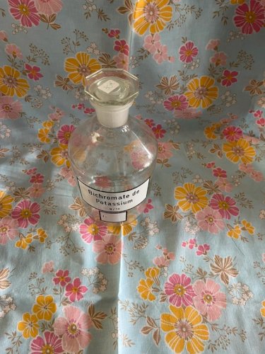 Flacon cabinet de curiosités