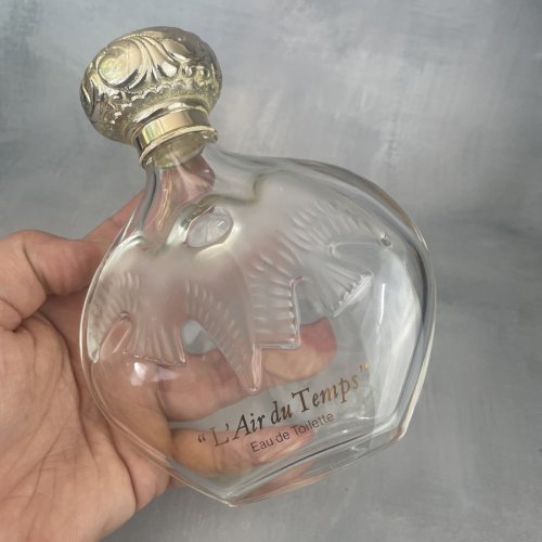 Flacon de parfum vide L'air du temps Nina Ricci Lalique 200 ml (~15cm)