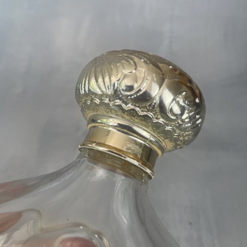 Flacon de parfum vide L'air du temps Nina Ricci Lalique 200 ml (~15cm)