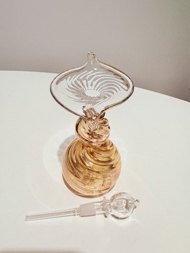 Flacon décoratif neuf en verre soufflé 