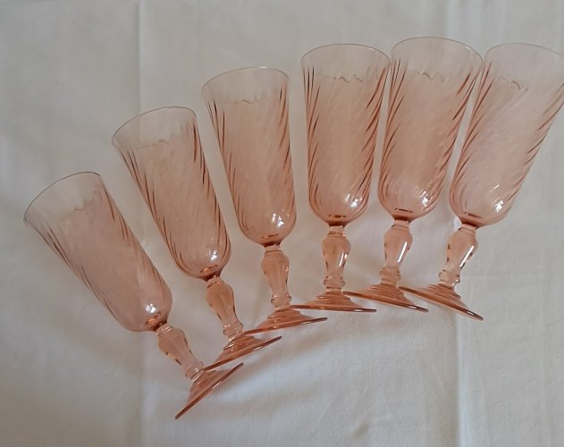 Flûtes Rosaline de Arcoroc. Années 70