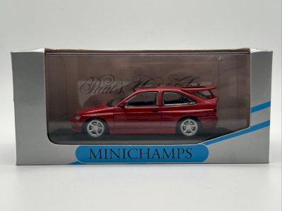 Ford Escort Cosworth 1/43 Minichamps