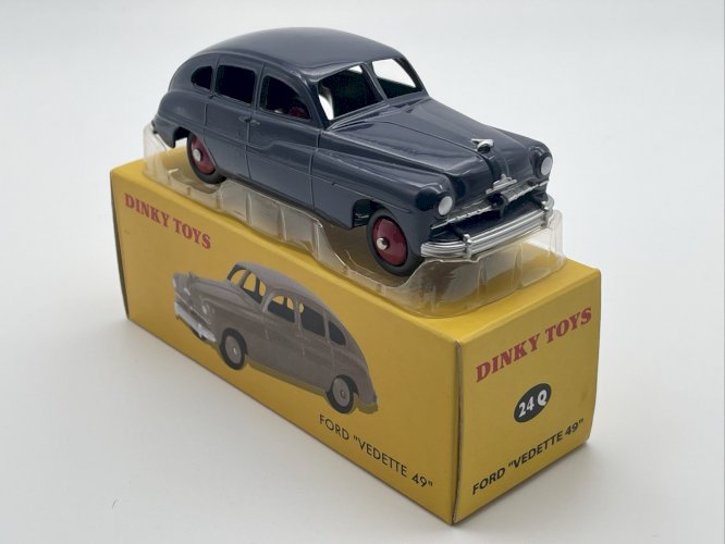 Ford Vedette 49 1/43 Dinky Toys 24Q
