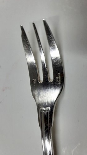 FOURCHETTE  A GATEAU CHRISTOFLE MODELE COQUILLE