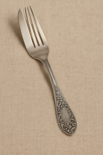 Fourchette à poisson en argent massif – J.E. Caldwell – style Rococo – 30g