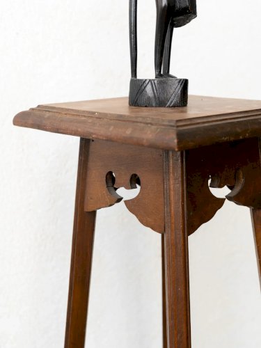 Francine, la sellette en bois N°327