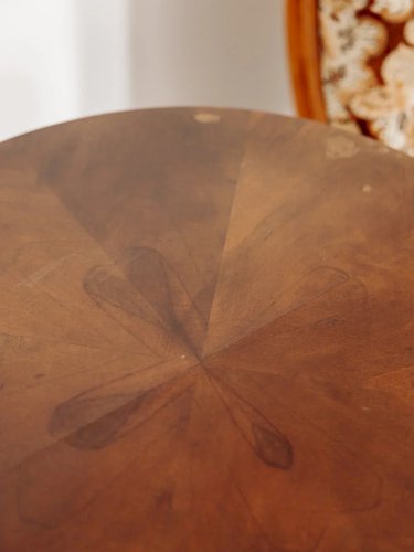 Francine, la table d'appoint en bois N°122