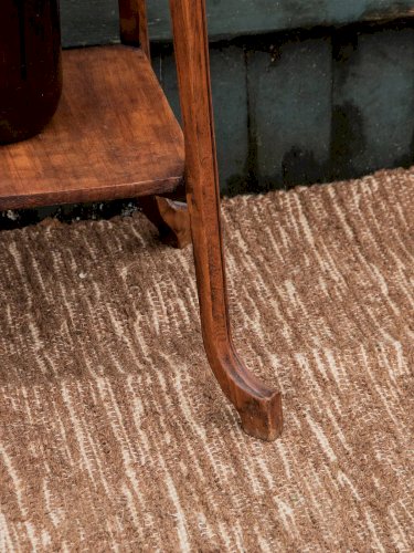 Francine, la table d'appoint en bois N°170