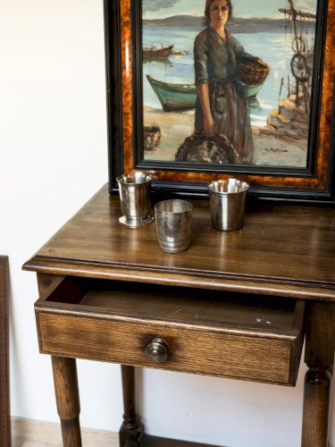 Francine, la table d'appoint en bois N°176