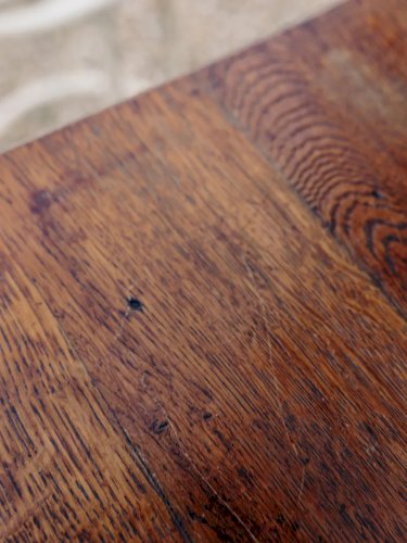 Francine, la table d'appoint en bois N°186