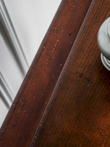 Francine, la table d'appoint en bois N°195