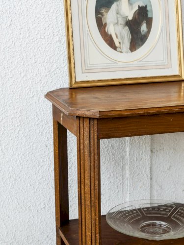 Francine, la table d'appoint en bois N°217